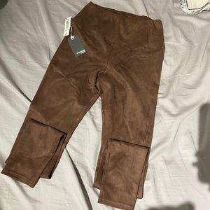 NWT Wilfred Daria Pant